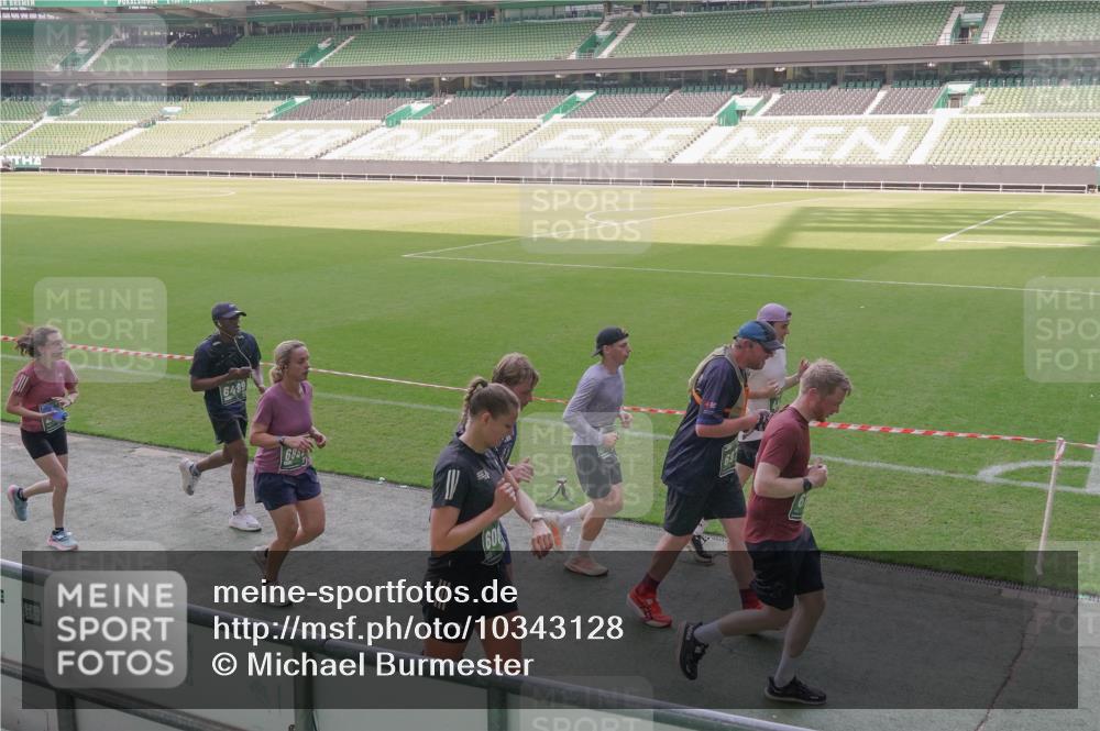 13.09.2026 - 21. swb-Marathon Bremen Michael Burmester http://msf.ph/oto/10343128 13.09.2026 13:27:15 Laufen im Stadion 111, 186, 202, 357, 364, 390, 478, 597, 645, 726, 833, 888, 925, 1077, 1283, 1412, 1473, 1487, 1496, 1530, 1608, 1618, 1700, 1769, 1828, 1958, 1961, 1984, 2236, 2273, 2309, 2382, 2384, 2388, 2404, 2428, 2502, 2507, 2508, 2542, 2558, 2576, 2582, 2592, 2656, 2675, 2725, 2748, 2817, 2875, 2876, 2923, 2965, 2970, 3045, 3047, 3050, 3062, 3073, 3084, 3097, 3172, 3184, 3219, 3359, 3433, 3540, 3592, 3629, 3756, 3851, 3885, 3907, 3978, 4457, 4660 meine-sportfotos.de