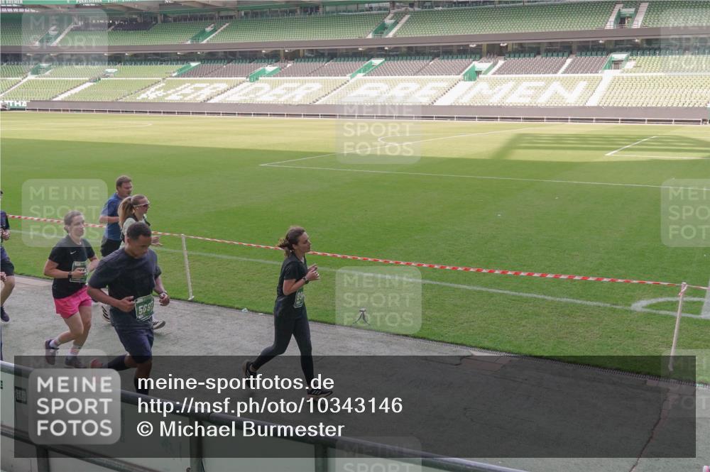 13.09.2026 - 21. swb-Marathon Bremen Michael Burmester http://msf.ph/oto/10343146 13.09.2026 13:27:17 Laufen im Stadion 111, 186, 202, 357, 364, 390, 478, 597, 726, 829, 833, 888, 925, 1077, 1283, 1412, 1473, 1487, 1496, 1530, 1608, 1618, 1700, 1769, 1958, 1961, 1984, 2236, 2273, 2309, 2382, 2384, 2388, 2404, 2428, 2502, 2507, 2508, 2542, 2558, 2576, 2582, 2592, 2656, 2675, 2725, 2748, 2817, 2875, 2876, 2923, 2965, 2970, 3045, 3047, 3050, 3062, 3073, 3084, 3172, 3184, 3219, 3359, 3433, 3540, 3592, 3629, 3756, 3851, 3885, 3907, 3978, 4457, 4660 meine-sportfotos.de