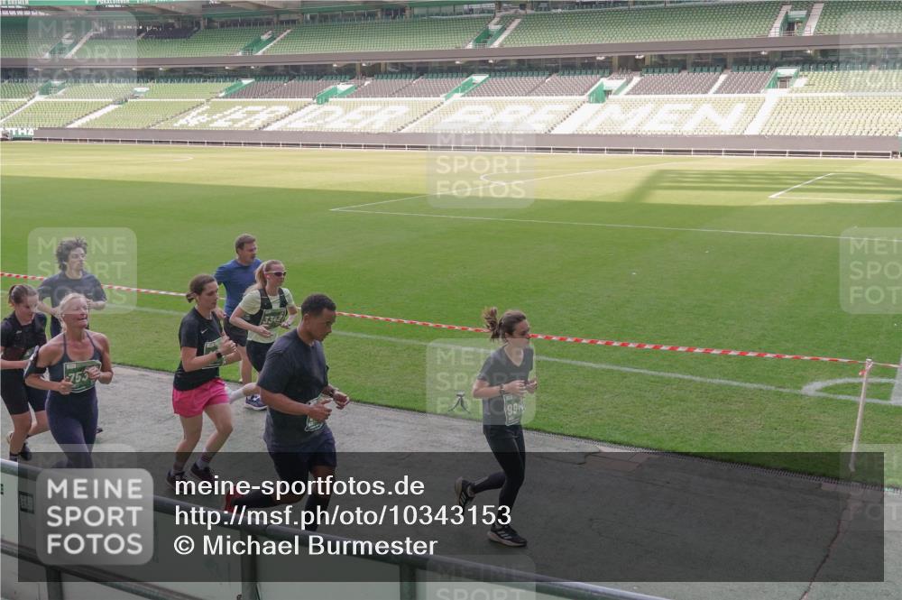 13.09.2026 - 21. swb-Marathon Bremen Michael Burmester http://msf.ph/oto/10343153 13.09.2026 13:27:18 Laufen im Stadion 111, 186, 202, 357, 364, 390, 478, 597, 726, 829, 833, 888, 925, 1077, 1283, 1412, 1473, 1496, 1530, 1608, 1618, 1700, 1769, 1958, 1961, 1984, 2236, 2273, 2309, 2382, 2384, 2388, 2404, 2428, 2502, 2507, 2508, 2542, 2558, 2576, 2582, 2592, 2656, 2675, 2725, 2748, 2817, 2875, 2876, 2923, 2965, 2970, 3045, 3047, 3050, 3062, 3073, 3084, 3172, 3184, 3219, 3359, 3433, 3540, 3592, 3629, 3756, 3851, 3885, 3907, 3978, 4457, 4660 meine-sportfotos.de