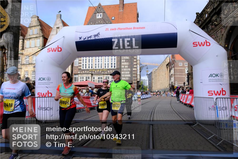 13.09.2026 - 21. swb-Marathon Bremen Tim E. http://msf.ph/oto/10343211 13.09.2026 11:13:23 Ziel 10804, 10893, 11048, 11357, 11606, 11627, 12050, 12060, 12393, 12418 meine-sportfotos.de