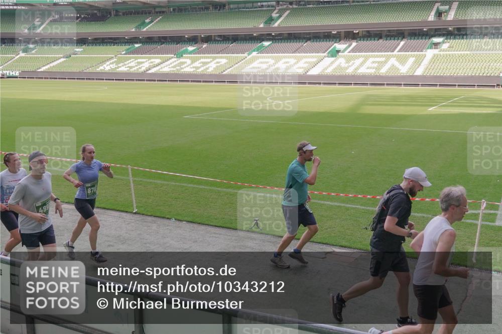 13.09.2026 - 21. swb-Marathon Bremen Michael Burmester http://msf.ph/oto/10343212 13.09.2026 13:27:26 Laufen im Stadion 111, 186, 202, 357, 364, 390, 478, 597, 726, 829, 833, 888, 925, 1077, 1220, 1412, 1473, 1496, 1530, 1608, 1618, 1700, 1769, 1958, 1961, 1984, 2236, 2273, 2309, 2388, 2404, 2428, 2502, 2507, 2508, 2542, 2558, 2576, 2582, 2592, 2656, 2675, 2725, 2748, 2817, 2875, 2876, 2923, 2965, 2970, 3045, 3047, 3050, 3073, 3084, 3184, 3219, 3359, 3433, 3540, 3592, 3629, 3756, 3851, 3885, 3907, 3978, 4457, 4660 meine-sportfotos.de