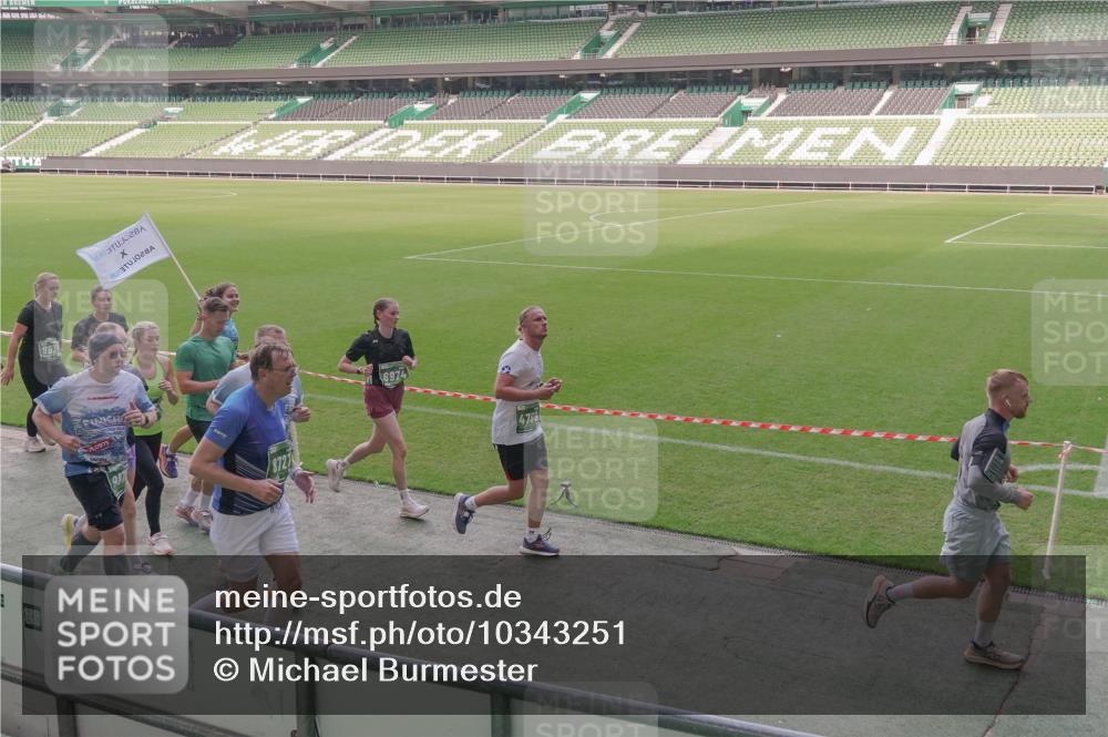 13.09.2026 - 21. swb-Marathon Bremen Michael Burmester http://msf.ph/oto/10343251 13.09.2026 13:27:33 Laufen im Stadion 111, 186, 202, 357, 364, 390, 478, 597, 726, 829, 833, 888, 925, 1077, 1220, 1412, 1473, 1496, 1608, 1700, 1769, 1958, 1961, 1984, 2236, 2273, 2309, 2388, 2404, 2428, 2502, 2507, 2508, 2542, 2558, 2576, 2582, 2592, 2725, 2748, 2817, 2875, 2876, 2923, 2965, 2970, 3045, 3047, 3050, 3073, 3084, 3184, 3219, 3359, 3540, 3589, 3592, 3629, 3756, 3826, 3851, 3885, 3907, 3978, 4238, 4457, 4660 meine-sportfotos.de