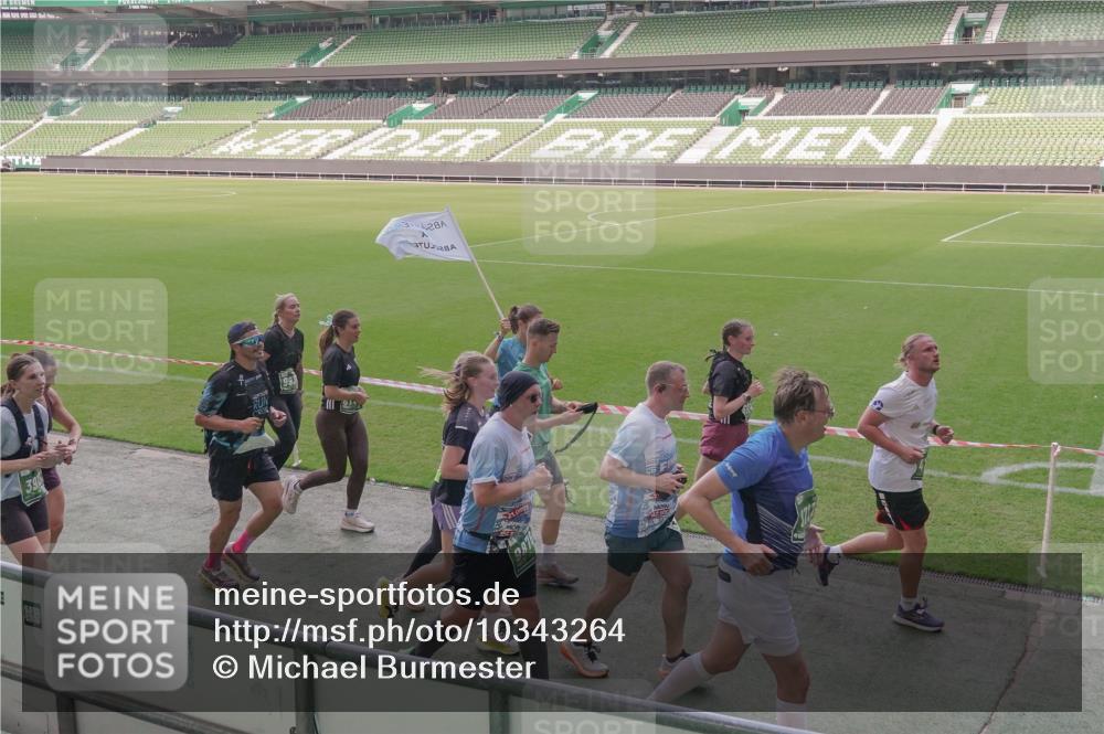 13.09.2026 - 21. swb-Marathon Bremen Michael Burmester http://msf.ph/oto/10343264 13.09.2026 13:27:34 Laufen im Stadion 111, 186, 202, 357, 364, 390, 478, 597, 726, 829, 833, 888, 925, 1077, 1220, 1412, 1473, 1496, 1608, 1700, 1769, 1958, 1961, 1984, 2236, 2273, 2309, 2388, 2404, 2428, 2502, 2507, 2508, 2542, 2558, 2576, 2582, 2592, 2725, 2748, 2817, 2875, 2876, 2923, 2965, 2970, 3045, 3047, 3050, 3073, 3084, 3184, 3219, 3359, 3540, 3589, 3592, 3629, 3756, 3826, 3851, 3885, 3907, 3978, 4238, 4457, 4660 meine-sportfotos.de