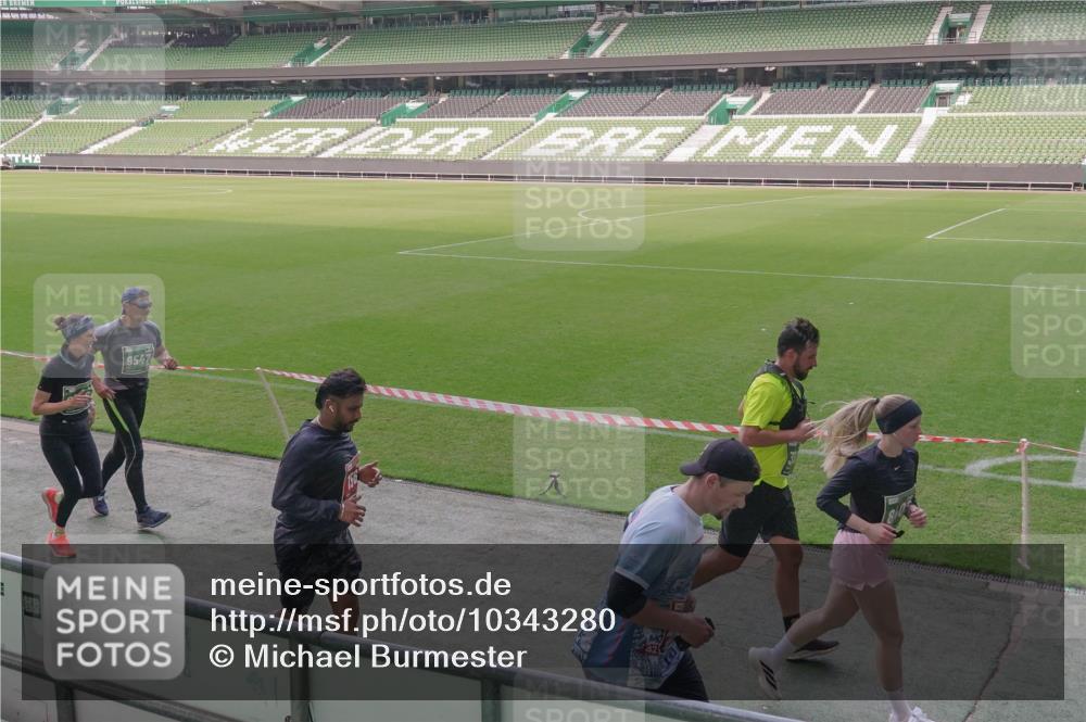 13.09.2026 - 21. swb-Marathon Bremen Michael Burmester http://msf.ph/oto/10343280 13.09.2026 13:27:36 Laufen im Stadion 111, 186, 202, 357, 364, 390, 478, 597, 726, 829, 833, 888, 925, 1077, 1220, 1412, 1473, 1496, 1608, 1700, 1769, 1958, 1961, 1984, 2236, 2273, 2309, 2388, 2404, 2428, 2502, 2507, 2508, 2542, 2558, 2576, 2582, 2592, 2725, 2748, 2817, 2875, 2876, 2923, 2965, 3045, 3047, 3050, 3073, 3084, 3184, 3219, 3359, 3540, 3589, 3592, 3629, 3756, 3826, 3851, 3885, 3907, 3978, 4238, 4457, 4660 meine-sportfotos.de