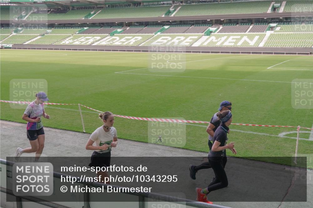 13.09.2026 - 21. swb-Marathon Bremen Michael Burmester http://msf.ph/oto/10343295 13.09.2026 13:27:38 Laufen im Stadion 111, 186, 202, 357, 364, 390, 478, 597, 726, 829, 833, 888, 925, 1077, 1220, 1412, 1473, 1496, 1608, 1700, 1769, 1958, 1961, 1984, 2236, 2273, 2309, 2388, 2404, 2428, 2502, 2507, 2542, 2574, 2576, 2582, 2592, 2725, 2748, 2817, 2875, 2876, 2923, 2965, 3045, 3047, 3050, 3073, 3084, 3184, 3219, 3359, 3540, 3589, 3592, 3629, 3756, 3826, 3851, 3885, 3907, 3978, 4108, 4238, 4457, 4660 meine-sportfotos.de