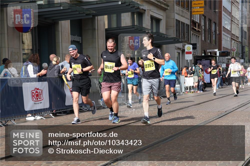 13.09.2026 - 21. swb-Marathon Bremen Strokosch-Dieckow http://msf.ph/oto/10343423 13.09.2026 11:08:41 Ziel 10217, 10321, 10455, 10469, 10570, 10599, 10630, 11011, 11053, 11074, 11091, 11138, 11304, 11434, 11531, 11578, 11812, 11905, 12155, 12192, 12256, 12337, 12353, 12438, 12517, 12554, 10229, 10399, 10609, 11065, 11124, 11358, 11421, 11509, 11560, 11561, 11678, 11710, 11718, 11834, 11888, 11968, 12073, 12162, 12164, 12315, 12410, 12516 meine-sportfotos.de