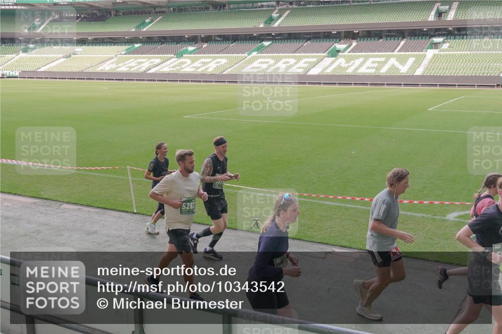 13.09.2026 - 21. swb-Marathon Bremen Michael Burmester http://msf.ph/oto/10343542 13.09.2026 13:28:15 Laufen im Stadion 111, 186, 220, 357, 364, 478, 597, 685, 726, 729, 829, 888, 925, 986, 1079, 1220, 1298, 1325, 1384, 1412, 1496, 1608, 1700, 1741, 1769, 1777, 1958, 1961, 1984, 2236, 2365, 2388, 2404, 2472, 2502, 2507, 2542, 2574, 2593, 2725, 2743, 2748, 2862, 2868, 2875, 2876, 2923, 2924, 2991, 3045, 3050, 3061, 3073, 3154, 3184, 3219, 3238, 3321, 3540, 3589, 3592, 3594, 3595, 3678, 3694, 3756, 3798, 3826, 3853, 3885, 3907, 3978, 3987, 4108, 4238, 4457, 4660 meine-sportfotos.de