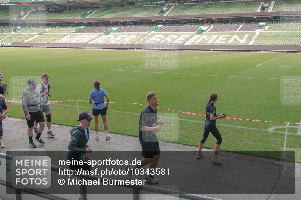 13.09.2026 - 21. swb-Marathon Bremen Michael Burmester http://msf.ph/oto/10343581 13.09.2026 13:28:22 Laufen im Stadion 111, 186, 220, 357, 364, 422, 478, 597, 685, 726, 729, 829, 888, 925, 986, 1079, 1220, 1298, 1325, 1384, 1412, 1496, 1608, 1615, 1700, 1741, 1769, 1777, 1958, 1961, 1984, 2236, 2326, 2365, 2404, 2472, 2502, 2507, 2574, 2593, 2725, 2743, 2748, 2862, 2868, 2875, 2876, 2923, 2924, 2991, 3020, 3045, 3050, 3061, 3073, 3154, 3184, 3219, 3238, 3321, 3361, 3540, 3589, 3592, 3594, 3595, 3678, 3694, 3755, 3756, 3798, 3826, 3853, 3885, 3907, 3953, 3978, 3987, 4108, 4238, 4457, 4660 meine-sportfotos.de