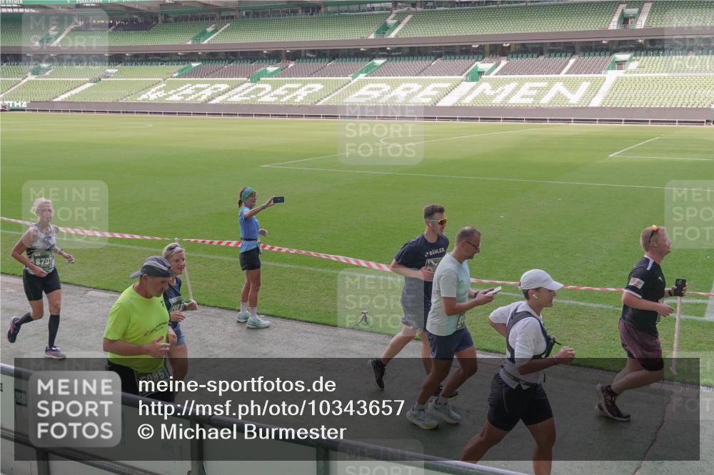 13.09.2026 - 21. swb-Marathon Bremen Michael Burmester http://msf.ph/oto/10343657 13.09.2026 13:28:30 Laufen im Stadion 111, 186, 220, 357, 422, 476, 478, 597, 685, 726, 729, 754, 829, 888, 925, 986, 1079, 1220, 1298, 1325, 1384, 1412, 1496, 1608, 1615, 1741, 1769, 1777, 1958, 1961, 1984, 2236, 2326, 2365, 2472, 2502, 2507, 2574, 2593, 2725, 2743, 2862, 2868, 2875, 2876, 2923, 2924, 2991, 3020, 3045, 3061, 3073, 3154, 3184, 3219, 3238, 3274, 3321, 3361, 3589, 3592, 3594, 3595, 3678, 3694, 3755, 3756, 3798, 3826, 3853, 3885, 3907, 3953, 3965, 3971, 3978, 3987, 4108, 4238, 4457, 4660 meine-sportfotos.de