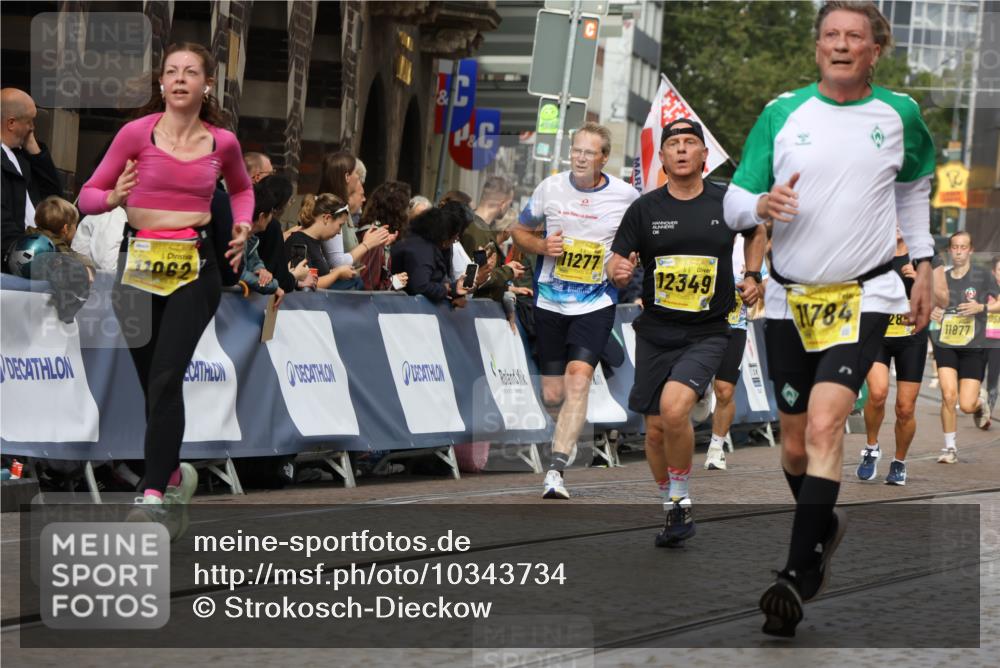 13.09.2026 - 21. swb-Marathon Bremen Strokosch-Dieckow http://msf.ph/oto/10343734 13.09.2026 10:52:02 Ziel 10162, 10183, 10281, 10348, 10467, 10641, 11273, 11542, 11685, 11733, 11777, 11787, 12329, 10588, 11371, 11487, 12319, 13578 meine-sportfotos.de
