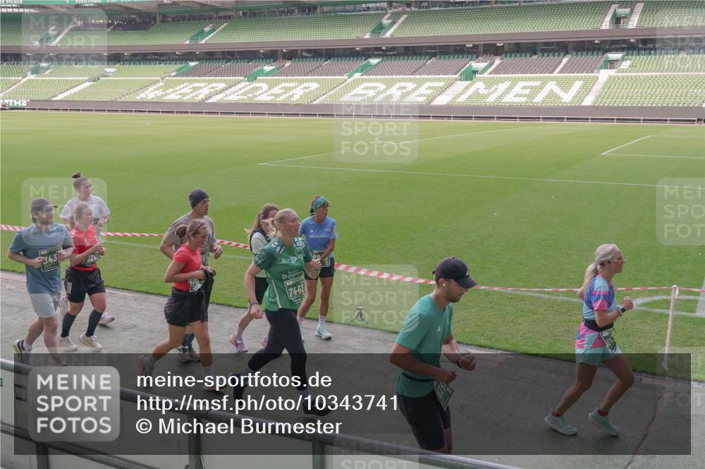 13.09.2026 - 21. swb-Marathon Bremen Michael Burmester http://msf.ph/oto/10343741 13.09.2026 13:28:42 Laufen im Stadion 111, 220, 357, 422, 476, 478, 597, 685, 726, 729, 754, 829, 888, 925, 986, 1079, 1220, 1298, 1325, 1384, 1412, 1496, 1608, 1615, 1741, 1769, 1777, 1958, 1961, 1984, 2236, 2326, 2365, 2436, 2472, 2502, 2574, 2593, 2725, 2740, 2743, 2862, 2868, 2876, 2923, 2924, 2991, 3020, 3061, 3073, 3129, 3154, 3219, 3238, 3274, 3321, 3361, 3589, 3592, 3594, 3595, 3605, 3678, 3694, 3755, 3758, 3798, 3826, 3853, 3885, 3907, 3953, 3965, 3971, 3978, 3987, 4011, 4108, 4238, 4457, 4660 meine-sportfotos.de