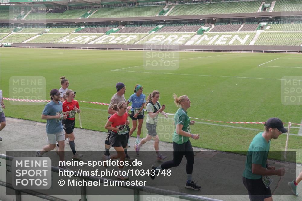 13.09.2026 - 21. swb-Marathon Bremen Michael Burmester http://msf.ph/oto/10343748 13.09.2026 13:28:42 Laufen im Stadion 111, 220, 357, 422, 476, 478, 597, 685, 726, 729, 754, 829, 888, 925, 986, 1079, 1220, 1298, 1325, 1384, 1412, 1496, 1608, 1615, 1741, 1769, 1777, 1958, 1961, 1984, 2236, 2326, 2365, 2436, 2472, 2502, 2574, 2593, 2725, 2740, 2743, 2862, 2868, 2876, 2923, 2924, 2991, 3020, 3061, 3073, 3129, 3154, 3219, 3238, 3274, 3321, 3361, 3589, 3592, 3594, 3595, 3605, 3678, 3694, 3755, 3758, 3798, 3826, 3853, 3885, 3907, 3953, 3965, 3971, 3978, 3987, 4011, 4108, 4238, 4457, 4660 meine-sportfotos.de