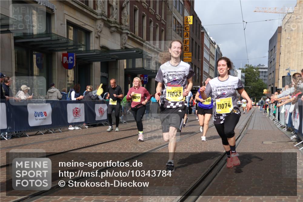 13.09.2026 - 21. swb-Marathon Bremen Strokosch-Dieckow http://msf.ph/oto/10343784 13.09.2026 11:08:53 Ziel 10217, 10314, 10321, 10455, 10570, 10630, 10664, 10686, 10694, 10983, 11011, 11091, 11138, 11304, 11531, 11578, 11764, 11882, 11883, 11905, 11915, 11987, 12155, 12192, 12337, 12491, 12554, 13607, 10229, 10399, 10469, 10599, 10609, 11053, 11065, 11074, 11358, 11421, 11434, 11678, 11710, 11718, 11812, 11834, 12162, 12256, 12353, 12438, 12517 meine-sportfotos.de