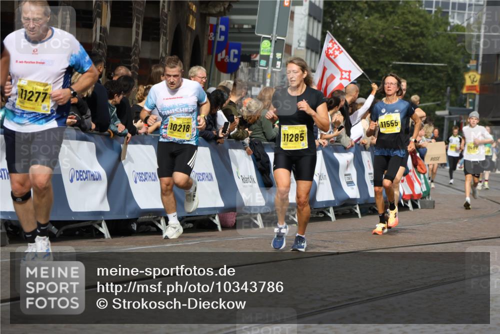 13.09.2026 - 21. swb-Marathon Bremen Strokosch-Dieckow http://msf.ph/oto/10343786 13.09.2026 10:52:04 Ziel 10162, 10183, 10281, 10348, 10467, 10641, 11273, 11542, 11685, 11733, 11777, 11784, 11962, 12329, 10588, 11371, 11487, 11610, 12319, 13578 meine-sportfotos.de