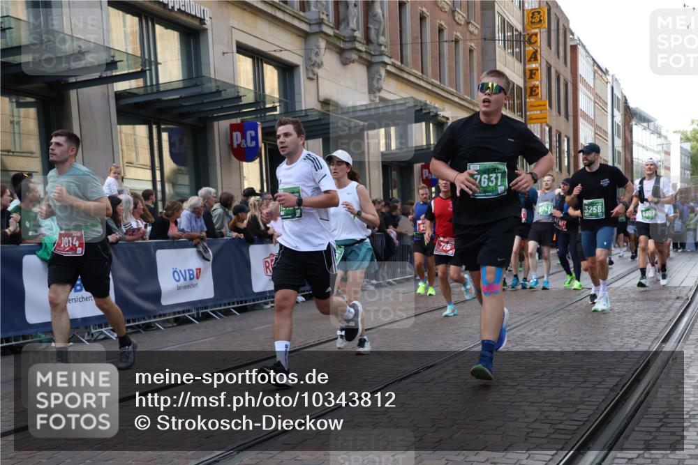 13.09.2026 - 21. swb-Marathon Bremen Strokosch-Dieckow http://msf.ph/oto/10343812 13.09.2026 13:29:03 Ziel 132, 303, 596, 651, 745, 1083, 1365, 1387, 1545, 1823, 2023, 2076, 2301, 2742, 2867, 2957, 3258, 3721, 3796, 3846, 3912, 4541, 5036, 5244, 5599, 6030, 6103, 6499, 6690, 7013, 7149, 7361, 7426, 7631, 7649, 7860, 8007, 8009, 8066, 8099, 8277, 8338, 8675, 8831, 9249, 9661, 9889, 10128, 394, 430, 565, 687, 722, 725, 745, 936, 1014, 1274, 1688, 2070, 2223, 2276, 2378, 2851, 2891, 3348, 3419, 3444, 3665, 3938, 4590, 5225, 5267, 7263, 7527 meine-sportfotos.de