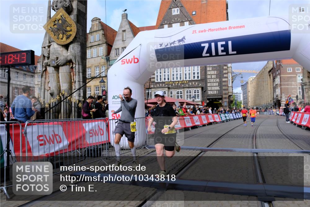 13.09.2026 - 21. swb-Marathon Bremen Tim E. http://msf.ph/oto/10343818 13.09.2026 11:14:00 Ziel 10330, 10545, 10766, 10889, 11078, 11084, 11954, 11999, 12010, 12280 meine-sportfotos.de