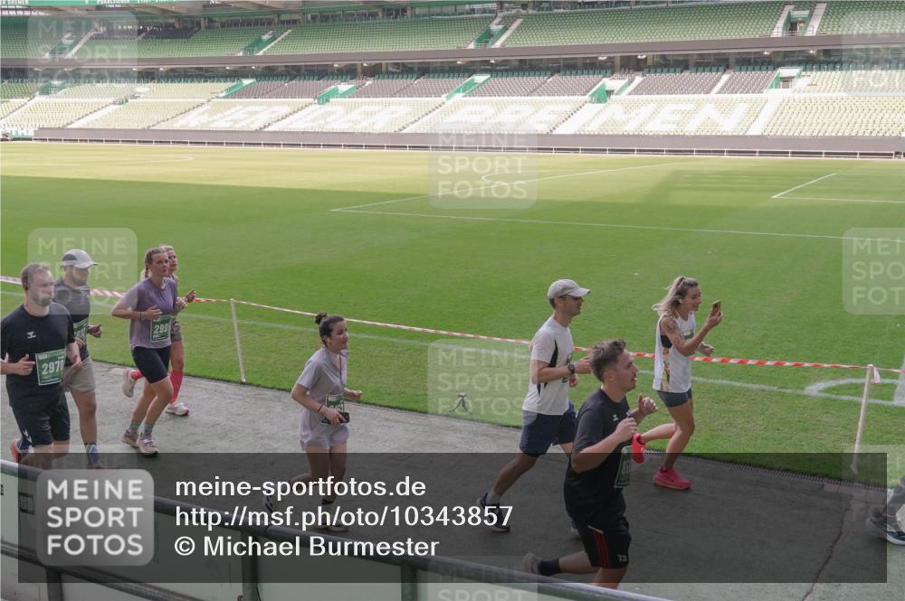 13.09.2026 - 21. swb-Marathon Bremen Michael Burmester http://msf.ph/oto/10343857 13.09.2026 13:28:56 Laufen im Stadion 111, 171, 220, 357, 422, 476, 478, 597, 685, 726, 729, 754, 829, 888, 925, 986, 1079, 1217, 1220, 1270, 1298, 1325, 1384, 1496, 1615, 1741, 1777, 1958, 1984, 2236, 2238, 2326, 2365, 2436, 2472, 2502, 2546, 2574, 2593, 2740, 2743, 2830, 2862, 2868, 2876, 2924, 2991, 3020, 3053, 3061, 3129, 3154, 3219, 3238, 3274, 3321, 3361, 3563, 3589, 3594, 3595, 3605, 3678, 3694, 3755, 3758, 3798, 3826, 3853, 3885, 3953, 3965, 3971, 3978, 3987, 4011, 4108, 4238, 4457, 4660 meine-sportfotos.de