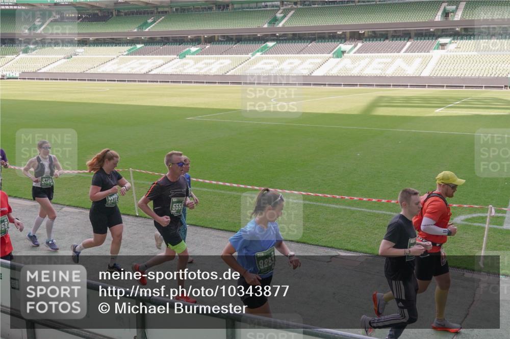 13.09.2026 - 21. swb-Marathon Bremen Michael Burmester http://msf.ph/oto/10343877 13.09.2026 13:28:59 Laufen im Stadion 111, 171, 220, 422, 476, 478, 685, 726, 729, 754, 829, 888, 925, 986, 1079, 1217, 1220, 1242, 1270, 1298, 1325, 1384, 1496, 1615, 1741, 1777, 1886, 1958, 1984, 2236, 2238, 2326, 2365, 2436, 2472, 2502, 2546, 2574, 2593, 2740, 2743, 2830, 2862, 2868, 2876, 2924, 2991, 3020, 3053, 3061, 3129, 3154, 3238, 3274, 3321, 3361, 3563, 3589, 3594, 3595, 3605, 3678, 3694, 3755, 3758, 3798, 3826, 3853, 3885, 3898, 3953, 3965, 3971, 3987, 4011, 4108, 4238, 4457, 4660 meine-sportfotos.de
