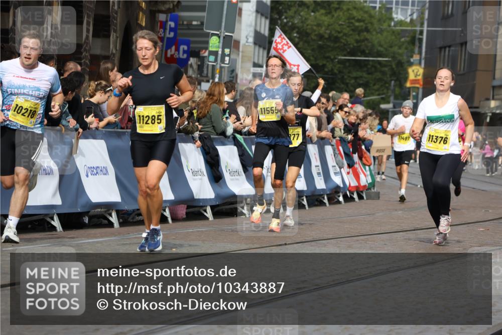 13.09.2026 - 21. swb-Marathon Bremen Strokosch-Dieckow http://msf.ph/oto/10343887 13.09.2026 10:52:05 Ziel 10162, 10183, 10281, 10348, 10467, 10641, 11273, 11542, 11685, 11733, 11777, 11784, 11962, 12329, 12349, 11371, 11610, 12319, 13578 meine-sportfotos.de