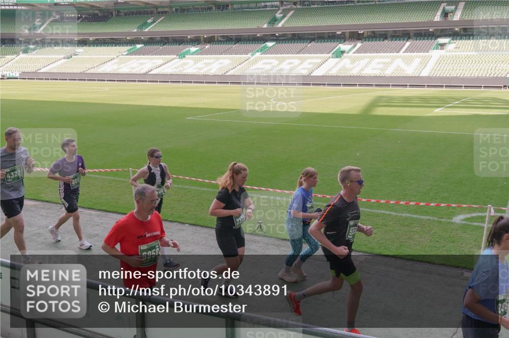 13.09.2026 - 21. swb-Marathon Bremen Michael Burmester http://msf.ph/oto/10343891 13.09.2026 13:29:00 Laufen im Stadion 111, 171, 220, 422, 476, 478, 685, 726, 729, 754, 829, 888, 925, 986, 1079, 1217, 1220, 1242, 1270, 1298, 1325, 1384, 1496, 1615, 1741, 1777, 1886, 1958, 1984, 2236, 2238, 2326, 2365, 2436, 2472, 2502, 2546, 2574, 2593, 2740, 2743, 2830, 2862, 2868, 2876, 2924, 2991, 3020, 3053, 3061, 3129, 3154, 3238, 3274, 3321, 3361, 3563, 3589, 3594, 3595, 3605, 3678, 3694, 3755, 3758, 3798, 3826, 3853, 3885, 3898, 3953, 3965, 3971, 3987, 4011, 4108, 4238, 4457, 4660 meine-sportfotos.de