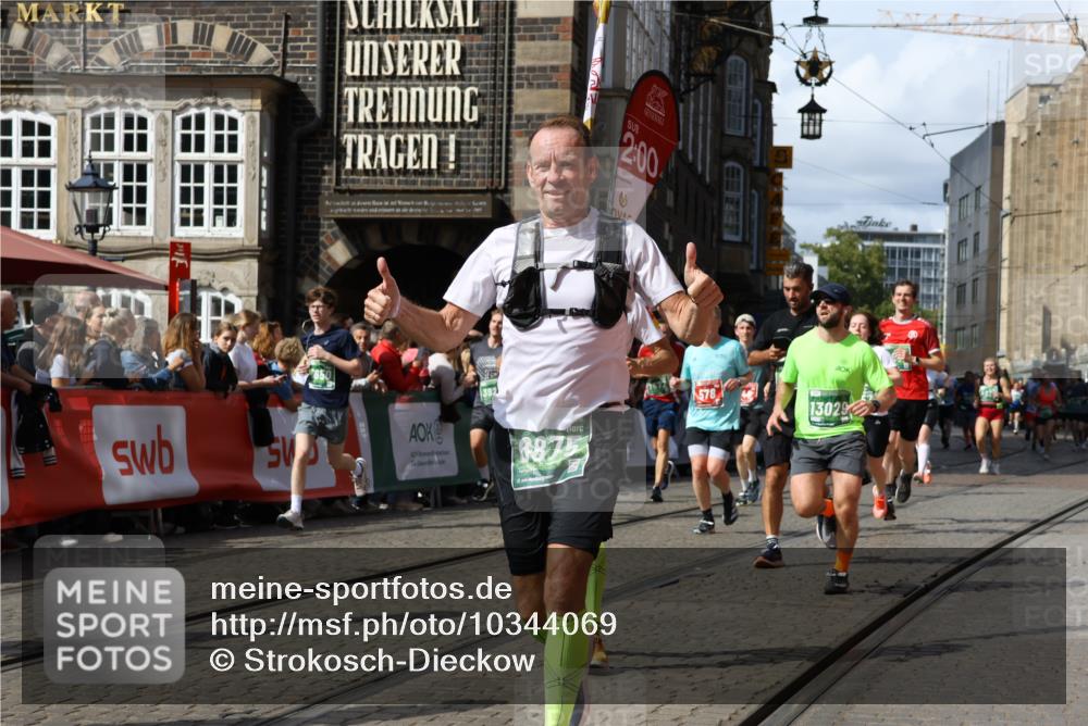 13.09.2026 - 21. swb-Marathon Bremen Strokosch-Dieckow http://msf.ph/oto/10344069 13.09.2026 13:32:15 Ziel 578, 846, 2934, 3205, 3244, 3278, 3946, 3989, 4030, 4797, 4979, 4998, 5158, 5325, 5363, 5899, 6116, 6213, 6354, 7242, 7260, 7526, 7790, 7964, 8048, 8078, 8247, 8610, 8970, 9016, 9033, 9188, 9640, 9785, 9914, 13151, 13231, 287, 2292, 2293, 2910, 3402, 3429, 3441, 3650, 3922, 4057, 4263, 4380, 4471, 4655, 4835, 5281, 6518, 6593, 6781, 6857, 6900, 7150, 7173, 7553, 7572, 8632, 9040, 9151, 9198, 9283, 9719, 9779, 13208 meine-sportfotos.de