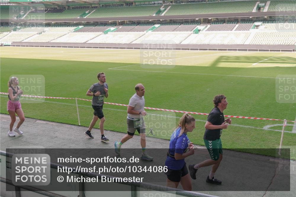 13.09.2026 - 21. swb-Marathon Bremen Michael Burmester http://msf.ph/oto/10344086 13.09.2026 13:29:19 Laufen im Stadion 111, 171, 220, 422, 476, 478, 685, 729, 754, 767, 829, 925, 986, 1079, 1217, 1220, 1242, 1270, 1298, 1325, 1384, 1496, 1615, 1633, 1634, 1741, 1777, 1886, 1958, 1983, 2238, 2263, 2326, 2365, 2436, 2449, 2472, 2502, 2546, 2574, 2593, 2738, 2740, 2743, 2830, 2862, 2868, 2924, 2991, 3020, 3053, 3061, 3129, 3154, 3238, 3274, 3286, 3321, 3361, 3563, 3589, 3594, 3595, 3605, 3678, 3694, 3755, 3758, 3798, 3826, 3853, 3898, 3929, 3953, 3965, 3971, 3987, 4011, 4056, 4108, 4238 meine-sportfotos.de