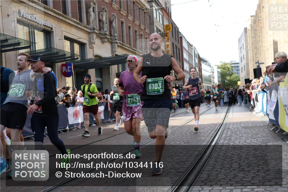 13.09.2026 - 21. swb-Marathon Bremen Strokosch-Dieckow http://msf.ph/oto/10344116 13.09.2026 13:29:10 Ziel 132, 303, 596, 651, 1083, 1243, 1365, 1387, 1545, 1581, 1823, 2076, 2301, 2742, 2867, 2957, 3030, 3258, 3721, 3796, 3846, 3912, 4541, 4576, 5244, 5599, 6006, 6030, 6103, 6384, 6499, 6690, 6930, 7013, 7384, 7426, 7631, 7649, 7860, 8007, 8009, 8066, 8099, 8277, 8338, 8481, 8594, 8675, 8831, 9249, 9889, 10013, 10128, 13031, 394, 430, 565, 687, 722, 725, 745, 936, 1014, 1274, 1688, 2023, 2070, 2223, 2378, 2851, 3419, 3665, 3796, 3938, 4590, 5036, 5225, 5267 meine-sportfotos.de