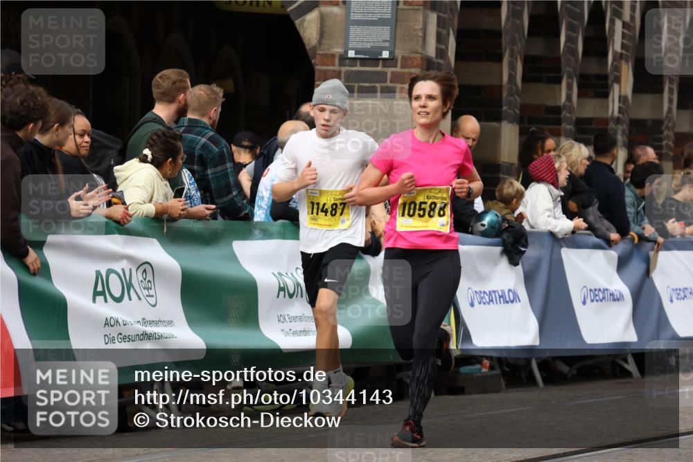 13.09.2026 - 21. swb-Marathon Bremen Strokosch-Dieckow http://msf.ph/oto/10344143 13.09.2026 10:52:13 Ziel 10162, 10183, 10218, 10281, 10467, 10641, 11273, 11277, 11285, 11376, 11542, 11555, 11685, 11733, 11777, 11784, 11869, 11877, 11962, 12349, 10761, 10958, 11371, 11604, 11605, 11610, 11669, 12319 meine-sportfotos.de