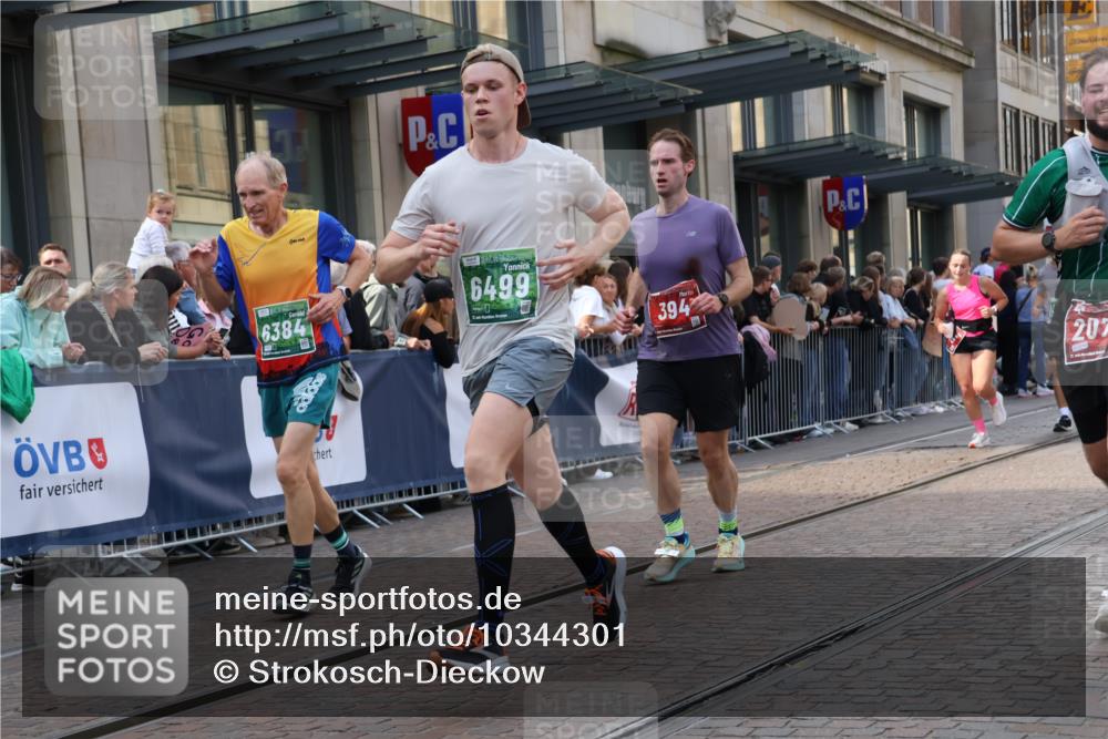 13.09.2026 - 21. swb-Marathon Bremen Strokosch-Dieckow http://msf.ph/oto/10344301 13.09.2026 13:29:15 Ziel 124, 132, 1083, 1243, 1365, 1387, 1581, 2076, 2289, 2301, 2742, 2957, 3030, 3258, 3721, 3846, 4541, 4576, 5244, 5599, 6006, 6103, 6384, 6499, 6690, 6725, 6930, 7013, 7079, 7384, 7426, 7631, 7649, 7884, 8007, 8009, 8066, 8099, 8277, 8338, 8481, 8594, 8675, 8831, 9534, 9747, 9770, 9889, 10013, 13031, 303, 394, 430, 565, 596, 651, 687, 725, 745, 936, 1014, 1274, 1545, 1688, 1823, 2023, 2070, 2223, 2378, 2867, 3796, 3846, 3912, 3938, 4590, 5036, 5225 meine-sportfotos.de