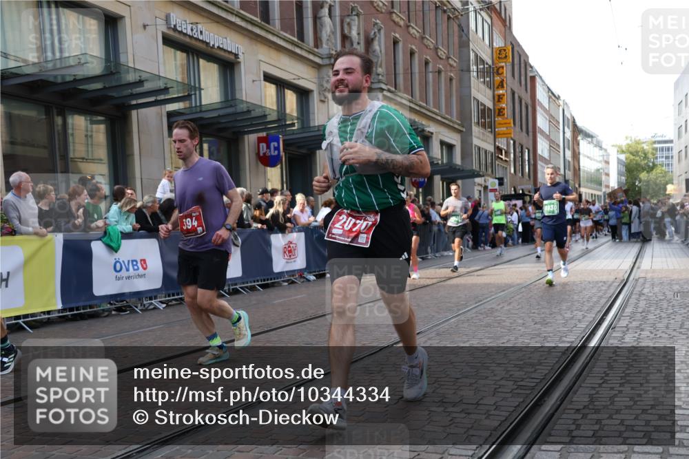 13.09.2026 - 21. swb-Marathon Bremen Strokosch-Dieckow http://msf.ph/oto/10344334 13.09.2026 13:29:16 Ziel 124, 132, 1073, 1083, 1243, 1365, 1387, 1581, 2076, 2289, 2301, 2742, 2957, 3030, 3258, 3721, 4541, 4576, 5244, 5599, 6006, 6103, 6384, 6499, 6690, 6725, 6930, 7013, 7079, 7384, 7426, 7631, 7649, 7884, 8007, 8009, 8099, 8277, 8481, 8594, 8675, 8831, 9534, 9747, 9770, 9889, 10013, 13031, 303, 394, 430, 565, 596, 651, 687, 725, 745, 936, 1274, 1545, 1688, 1823, 2023, 2070, 2223, 2378, 2867, 3258, 3796, 3846, 3912, 3938, 4590, 5036, 5225 meine-sportfotos.de
