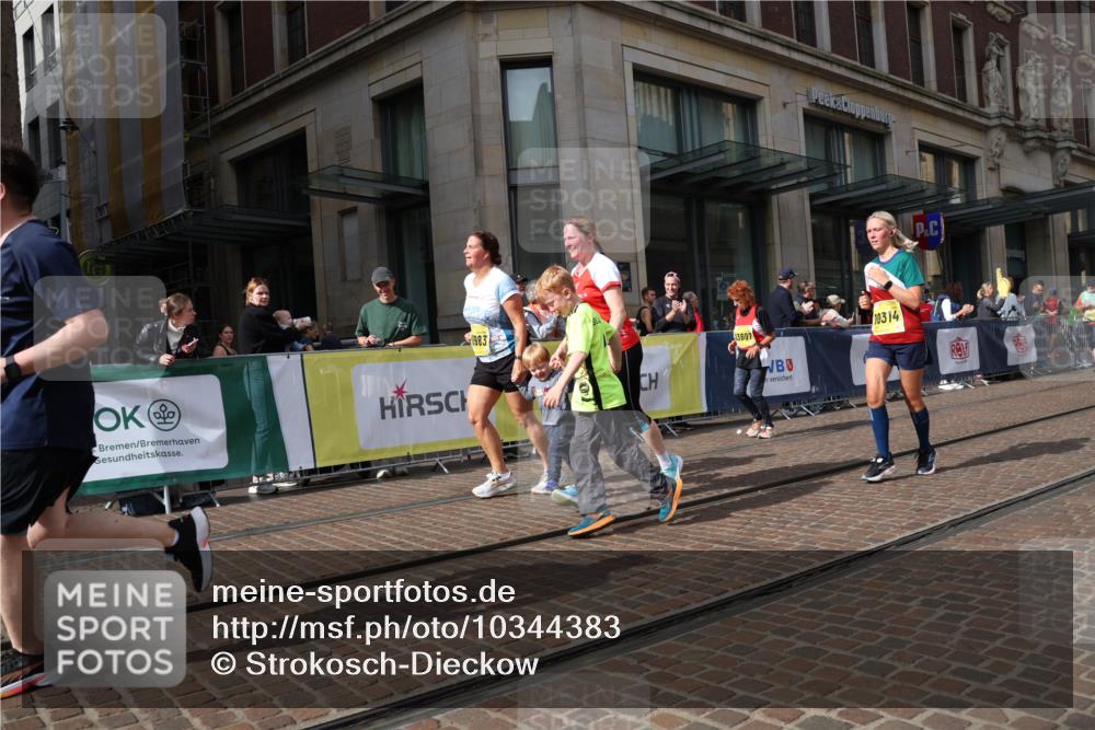 13.09.2026 - 21. swb-Marathon Bremen Strokosch-Dieckow http://msf.ph/oto/10344383 13.09.2026 11:09:05 Ziel 10314, 10424, 10556, 10664, 10686, 10694, 10769, 10823, 10981, 10983, 11091, 11192, 11225, 11764, 11882, 11883, 11914, 11915, 11987, 11995, 12155, 12322, 12474, 12491, 12532, 13607, 10217, 10321, 10455, 10469, 10570, 10599, 10630, 11011, 11053, 11074, 11091, 11138, 11304, 11421, 11434, 11531, 11578, 11718, 11812, 11905, 12192, 12256, 12337, 12353, 12438, 12517, 12554 meine-sportfotos.de