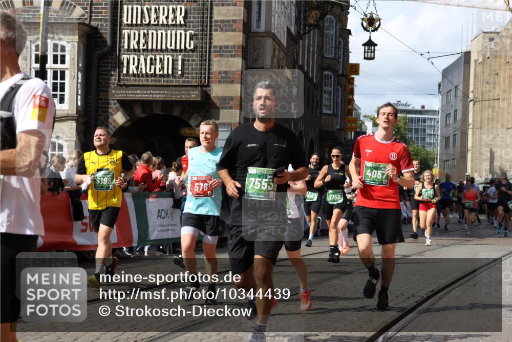 13.09.2026 - 21. swb-Marathon Bremen Strokosch-Dieckow http://msf.ph/oto/10344439 13.09.2026 13:32:17 Ziel 578, 846, 2310, 2934, 3205, 3278, 3946, 3989, 4030, 4797, 4979, 4998, 5158, 5325, 5363, 6116, 6354, 7242, 7526, 7790, 8048, 8247, 8610, 8970, 9016, 9188, 9640, 9785, 13231, 1687, 2292, 2293, 2910, 2992, 3402, 3429, 3441, 4263, 4380, 4471, 4655, 4835, 5281, 6518, 6593, 6760, 6781, 6900, 7150, 7173, 7572, 7990, 8957, 9040, 9151, 9175, 9198, 9283, 9719, 9779, 13208 meine-sportfotos.de