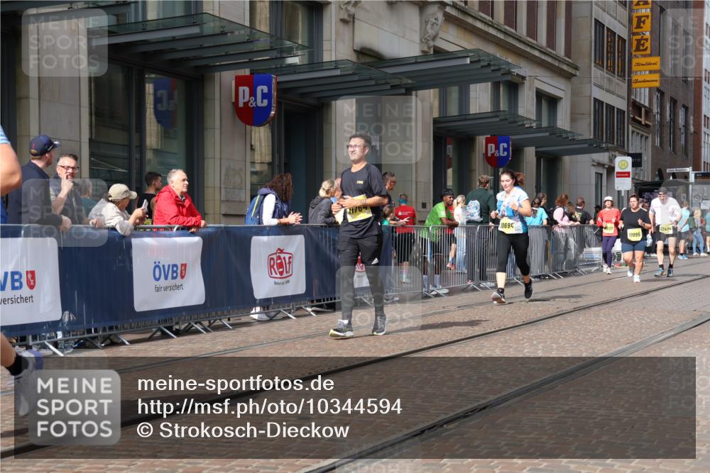 13.09.2026 - 21. swb-Marathon Bremen Strokosch-Dieckow http://msf.ph/oto/10344594 13.09.2026 11:09:11 Ziel 10234, 10386, 10417, 10424, 10556, 10664, 10686, 10694, 10696, 10712, 10769, 10785, 10823, 10981, 10983, 10990, 10991, 11192, 11225, 11764, 11882, 11883, 11914, 11915, 11937, 11995, 12322, 12409, 12474, 12491, 12532, 13607, 10217, 10314, 10321, 10455, 10570, 10599, 10630, 10686, 10983, 11011, 11053, 11074, 11091, 11138, 11304, 11434, 11531, 11578, 11812, 11905, 11987, 12155, 12192, 12337, 12353, 12438, 12554 meine-sportfotos.de