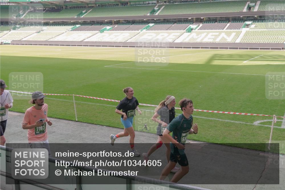 13.09.2026 - 21. swb-Marathon Bremen Michael Burmester http://msf.ph/oto/10344605 13.09.2026 13:30:12 Laufen im Stadion 122, 171, 224, 297, 405, 422, 476, 639, 685, 729, 754, 767, 806, 986, 1114, 1217, 1242, 1270, 1384, 1529, 1615, 1633, 1634, 1777, 1810, 1811, 1886, 1983, 2216, 2238, 2242, 2249, 2263, 2326, 2368, 2372, 2436, 2449, 2546, 2615, 2629, 2637, 2719, 2738, 2740, 2830, 2862, 2868, 2869, 2871, 2918, 2924, 2991, 2994, 3020, 3053, 3101, 3129, 3227, 3238, 3274, 3286, 3321, 3361, 3563, 3594, 3595, 3605, 3678, 3755, 3758, 3873, 3876, 3898, 3929, 3953, 3965, 3971, 4011, 4056, 357 meine-sportfotos.de
