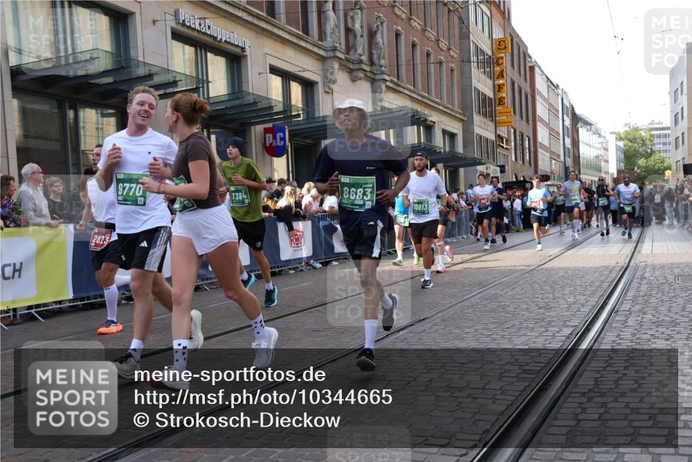 13.09.2026 - 21. swb-Marathon Bremen Strokosch-Dieckow http://msf.ph/oto/10344665 13.09.2026 13:29:23 Ziel 109, 124, 454, 716, 1073, 1083, 1173, 1243, 1581, 1861, 2076, 2289, 2742, 3030, 3320, 3618, 3667, 3721, 4115, 4524, 4575, 4576, 5244, 6006, 6127, 6384, 6499, 6690, 6725, 6930, 7079, 7093, 7384, 7426, 7649, 7884, 8267, 8481, 8594, 8612, 8771, 8831, 8899, 9049, 9534, 9747, 9770, 10013, 13031, 132, 303, 394, 596, 651, 745, 1083, 1274, 1365, 1387, 1545, 1823, 2023, 2070, 2301, 2867, 2957, 3258, 3721, 3796, 3846, 3912, 4541, 4590, 5036, 5225, 5599, 6103, 6499 meine-sportfotos.de