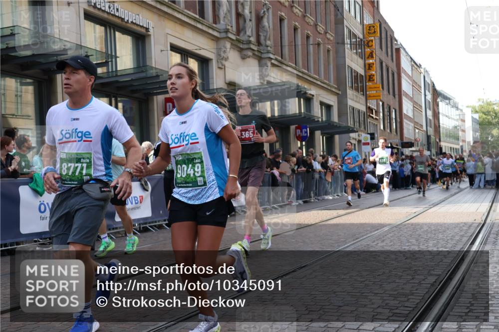 13.09.2026 - 21. swb-Marathon Bremen Strokosch-Dieckow http://msf.ph/oto/10345091 13.09.2026 13:29:33 Ziel 109, 124, 454, 716, 1073, 1173, 1205, 1581, 1611, 1653, 1759, 1780, 1848, 1861, 2126, 2289, 3190, 3320, 3618, 3667, 3908, 4115, 4524, 4575, 4576, 5198, 5348, 5631, 6006, 6127, 6725, 7079, 7093, 7384, 7884, 8110, 8267, 8470, 8481, 8594, 8612, 8771, 8899, 9049, 9104, 9534, 9747, 9770, 10013, 13031, 132, 303, 596, 651, 1083, 1243, 1365, 1387, 1545, 1823, 2023, 2076, 2301, 2742, 2867, 2957, 3030, 3258, 3721, 3796, 3846, 3912, 4541, 5036, 5244, 5599, 6103, 6384, 6499, 6690 meine-sportfotos.de