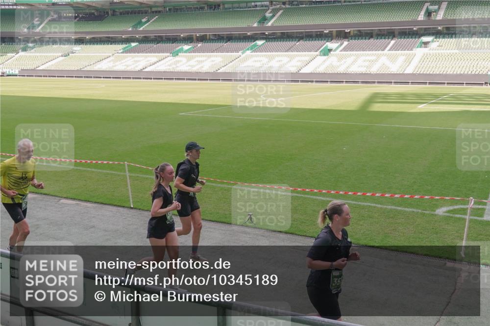 13.09.2026 - 21. swb-Marathon Bremen Michael Burmester http://msf.ph/oto/10345189 13.09.2026 13:31:33 Laufen im Stadion 122, 224, 295, 297, 344, 386, 405, 487, 617, 639, 806, 840, 965, 1114, 1133, 1142, 1310, 1314, 1326, 1329, 1427, 1529, 1775, 1801, 1810, 1811, 1869, 1892, 1897, 1904, 2216, 2242, 2249, 2253, 2270, 2274, 2344, 2368, 2372, 2523, 2556, 2615, 2629, 2637, 2643, 2677, 2719, 2726, 2869, 2871, 2877, 2918, 2945, 2952, 2994, 3038, 3094, 3101, 3140, 3223, 3227, 3350, 3379, 3401, 3426, 3572, 3644, 3723, 3736, 3746, 3873, 3876, 3918, 3944, 357 meine-sportfotos.de