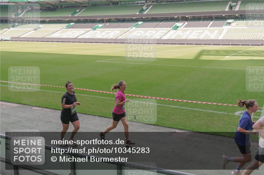 13.09.2026 - 21. swb-Marathon Bremen Michael Burmester http://msf.ph/oto/10345283 13.09.2026 13:31:56 Laufen im Stadion 122, 224, 295, 344, 350, 386, 487, 490, 617, 639, 690, 806, 840, 965, 1114, 1133, 1142, 1310, 1314, 1326, 1329, 1427, 1529, 1775, 1801, 1869, 1892, 1897, 1904, 1923, 2216, 2230, 2231, 2253, 2270, 2274, 2320, 2344, 2368, 2372, 2374, 2456, 2514, 2523, 2539, 2556, 2629, 2637, 2643, 2649, 2677, 2719, 2726, 2848, 2877, 2918, 2945, 2952, 2994, 3038, 3094, 3101, 3140, 3223, 3350, 3379, 3401, 3426, 3572, 3644, 3723, 3736, 3746, 3873, 3876, 3918, 3944, 357 meine-sportfotos.de