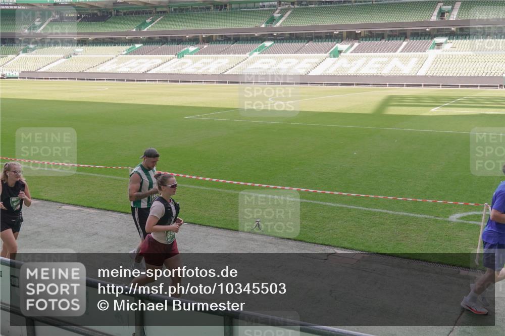 13.09.2026 - 21. swb-Marathon Bremen Michael Burmester http://msf.ph/oto/10345503 13.09.2026 13:32:27 Laufen im Stadion 155, 295, 344, 350, 386, 487, 490, 617, 690, 786, 787, 840, 965, 1133, 1142, 1292, 1310, 1314, 1326, 1329, 1377, 1427, 1591, 1592, 1775, 1801, 1869, 1892, 1897, 1904, 1923, 2077, 2132, 2226, 2230, 2231, 2253, 2270, 2274, 2320, 2344, 2374, 2456, 2514, 2523, 2539, 2556, 2616, 2630, 2649, 2677, 2726, 2769, 2848, 2877, 2945, 2952, 3014, 3038, 3094, 3140, 3223, 3350, 3379, 3426, 3572, 3601, 3644, 3723, 3736, 3746, 3901, 3918, 3944 meine-sportfotos.de