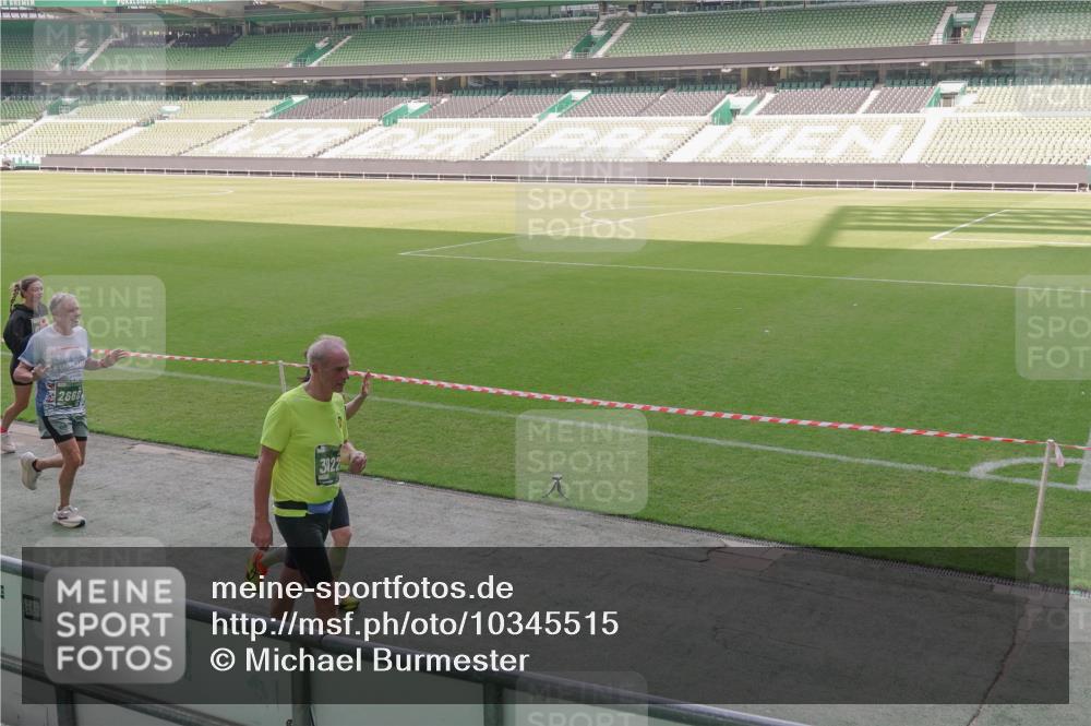 13.09.2026 - 21. swb-Marathon Bremen Michael Burmester http://msf.ph/oto/10345515 13.09.2026 13:32:32 Laufen im Stadion 155, 295, 344, 350, 386, 487, 490, 617, 690, 786, 787, 840, 965, 1001, 1051, 1133, 1142, 1292, 1310, 1314, 1326, 1329, 1377, 1427, 1591, 1592, 1801, 1869, 1892, 1897, 1904, 1923, 2077, 2132, 2226, 2230, 2231, 2253, 2270, 2274, 2320, 2344, 2374, 2456, 2514, 2523, 2539, 2556, 2616, 2630, 2649, 2677, 2726, 2769, 2848, 2945, 2952, 3014, 3038, 3094, 3140, 3223, 3350, 3379, 3426, 3572, 3601, 3644, 3723, 3736, 3746, 3901, 3918, 3944 meine-sportfotos.de
