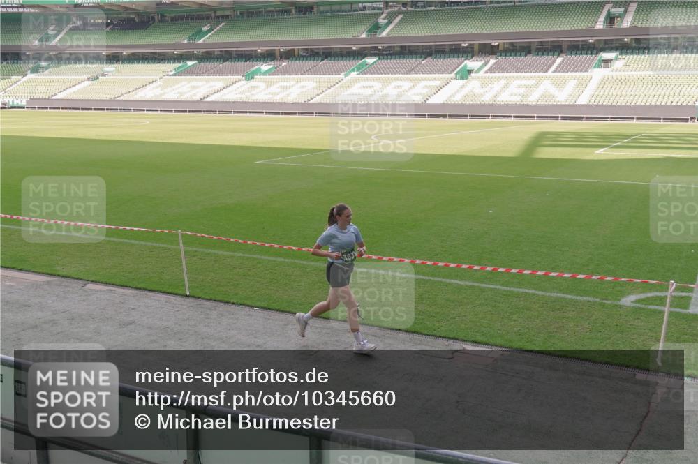 13.09.2026 - 21. swb-Marathon Bremen Michael Burmester http://msf.ph/oto/10345660 13.09.2026 13:32:51 Laufen im Stadion 155, 344, 350, 386, 487, 490, 594, 617, 690, 765, 786, 787, 965, 1001, 1051, 1133, 1142, 1292, 1310, 1326, 1377, 1427, 1591, 1592, 1801, 1869, 1892, 1897, 1904, 1923, 2077, 2132, 2226, 2230, 2231, 2253, 2270, 2274, 2320, 2344, 2374, 2399, 2400, 2456, 2514, 2523, 2539, 2556, 2616, 2630, 2649, 2718, 2726, 2769, 2848, 2945, 2982, 3014, 3140, 3223, 3350, 3379, 3572, 3601, 3614, 3644, 3736, 3746, 3797, 3901, 3944, 3952 meine-sportfotos.de