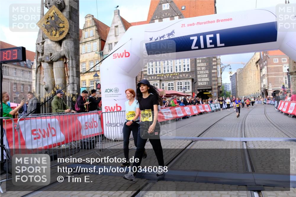 13.09.2026 - 21. swb-Marathon Bremen Tim E. http://msf.ph/oto/10346058 13.09.2026 11:16:20 Ziel 10474, 10665, 11081, 11139, 11217, 11549, 11613, 11768, 11940, 12046, 12151, 12306, 13508 meine-sportfotos.de