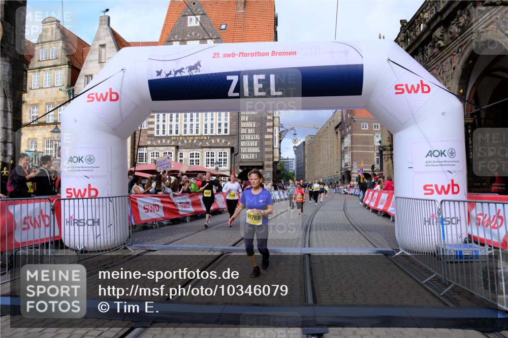 13.09.2026 - 21. swb-Marathon Bremen Tim E. http://msf.ph/oto/10346079 13.09.2026 11:16:25 Ziel 10474, 10665, 11026, 11081, 11139, 11200, 11217, 11264, 11448, 11549, 11573, 11613, 11768, 12046, 12151, 12306, 12539, 13508 meine-sportfotos.de