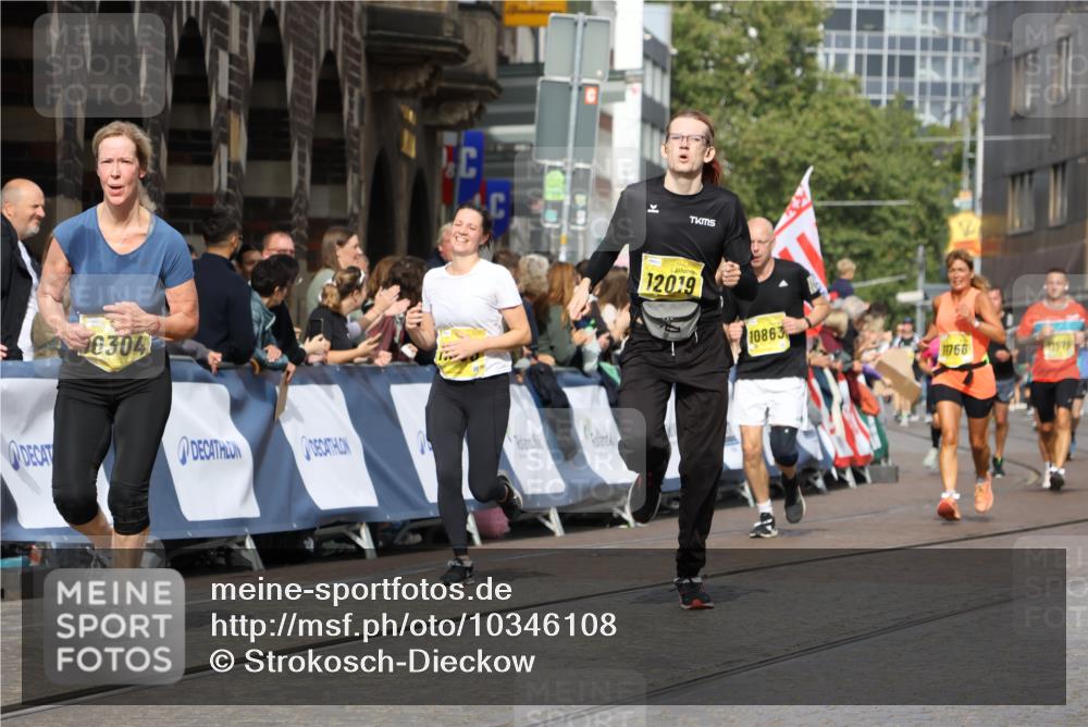 13.09.2026 - 21. swb-Marathon Bremen Strokosch-Dieckow http://msf.ph/oto/10346108 13.09.2026 10:53:01 Ziel 10193, 10339, 10652, 10734, 10812, 10827, 10906, 11002, 11038, 11109, 11144, 11350, 11362, 11597, 12338, 12361, 12399, 12439, 12533, 10284, 10448, 10585, 11012, 11282, 12170, 12398, 12461 meine-sportfotos.de
