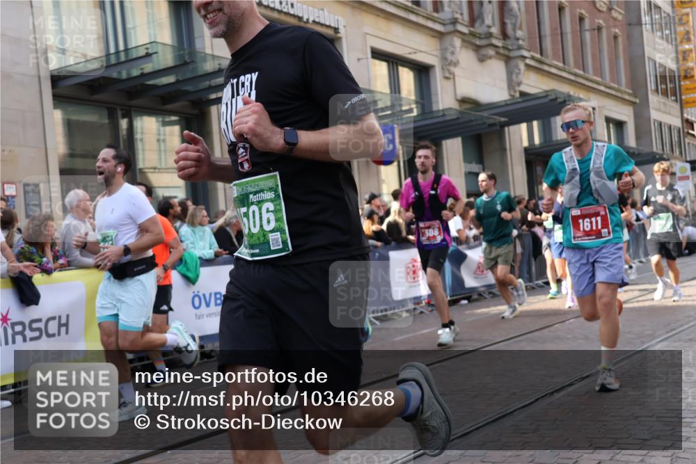 13.09.2026 - 21. swb-Marathon Bremen Strokosch-Dieckow http://msf.ph/oto/10346268 13.09.2026 13:30:12 Ziel 625, 800, 834, 881, 1067, 1926, 2265, 2369, 2452, 2723, 2900, 3163, 3164, 3425, 4058, 4206, 4332, 4342, 4415, 4425, 4748, 4757, 4763, 5506, 5551, 6134, 6347, 6523, 6988, 7253, 7567, 7645, 7821, 8090, 8105, 8116, 8117, 8169, 8314, 8494, 8762, 8878, 8966, 9011, 9015, 9108, 9412, 9692, 9695, 9699, 9825, 109, 454, 881, 1173, 1205, 1308, 1611, 1653, 1759, 1780, 1848, 1909, 1938, 2126, 2364, 3190, 3908, 4524, 4763, 5039, 5198, 5348, 5615, 5631, 6225, 6720, 7093, 8267, 8899 meine-sportfotos.de