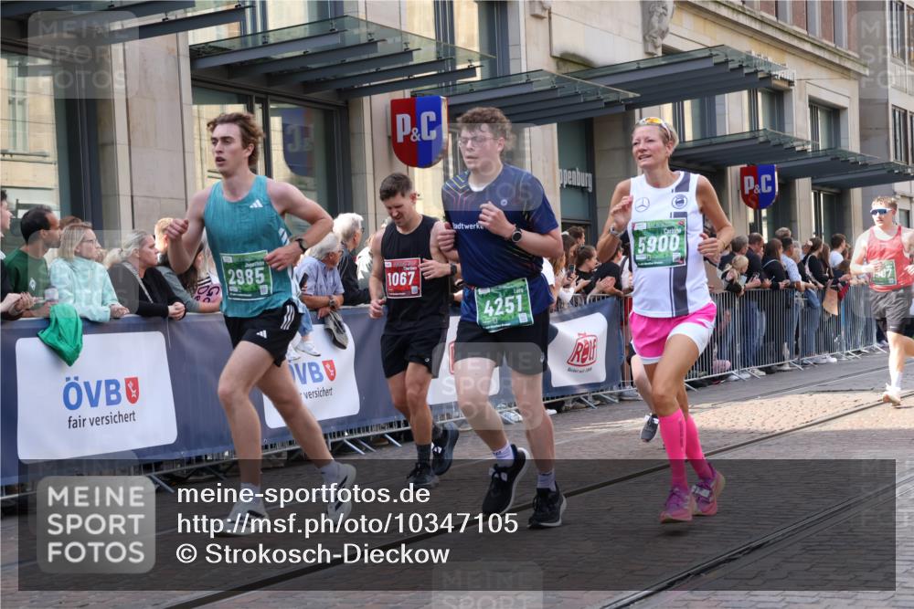 13.09.2026 - 21. swb-Marathon Bremen Strokosch-Dieckow http://msf.ph/oto/10347105 13.09.2026 13:30:34 Ziel 244, 800, 834, 1189, 1479, 1533, 1771, 1841, 1926, 1941, 2369, 2452, 2723, 2902, 2985, 3360, 4251, 4920, 5600, 5681, 5802, 5822, 5900, 6307, 6343, 6523, 7012, 7198, 7760, 7798, 8543, 8616, 9290, 9507, 9653, 9692, 9699, 9767, 9937, 9958, 9962, 9976, 13090, 13152, 13215, 625, 881, 1067, 1909, 2265, 2364, 2452, 2723, 2900, 3163, 3164, 3425, 4058, 4206, 4332, 4342, 4415, 4425, 4748, 4757, 4763, 5506, 5551, 7821, 8090, 8169, 8314, 8494 meine-sportfotos.de