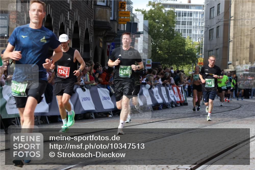 13.09.2026 - 21. swb-Marathon Bremen Strokosch-Dieckow http://msf.ph/oto/10347513 13.09.2026 13:28:24 Ziel 488, 1343, 1456, 3114, 3334, 3480, 4506, 5360, 5462, 6182, 7926, 8188, 8656, 9067, 9145, 9167, 9168, 9543, 9738, 9881, 13069, 613, 1239, 1914, 2764, 3028, 4250, 4564, 5683, 6914, 6957, 8483, 8938, 9176, 13012 meine-sportfotos.de