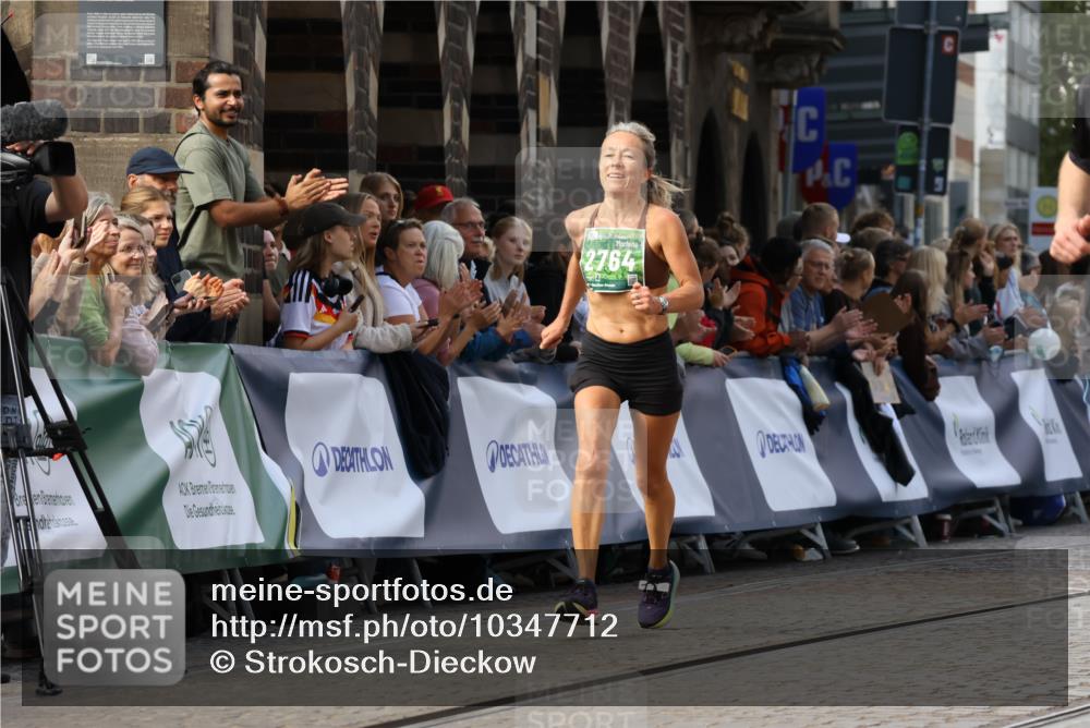 13.09.2026 - 21. swb-Marathon Bremen Strokosch-Dieckow http://msf.ph/oto/10347712 13.09.2026 13:28:28 Ziel 1343, 1460, 2977, 3114, 3334, 3480, 4506, 5250, 5360, 5889, 6182, 7926, 8656, 9167, 9168, 9543, 9738, 9881, 13069, 613, 1239, 1914, 2764, 3028, 3348, 4102, 4564, 6914, 6957, 7263, 8483, 8938, 9176, 13012 meine-sportfotos.de