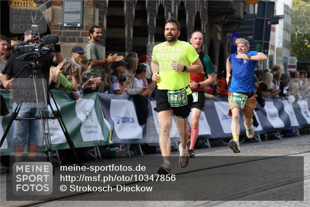 13.09.2026 - 21. swb-Marathon Bremen Strokosch-Dieckow http://msf.ph/oto/10347856 13.09.2026 13:28:33 Ziel 178, 210, 1380, 1460, 2047, 2977, 3114, 3294, 3334, 3597, 4506, 5250, 5360, 5889, 6182, 7926, 8429, 8656, 9167, 9168, 9543, 9549, 9738, 9881, 613, 1914, 2276, 2891, 3348, 3444, 4102, 4564, 6914, 6957, 7263, 7527, 8938, 9176, 13012 meine-sportfotos.de