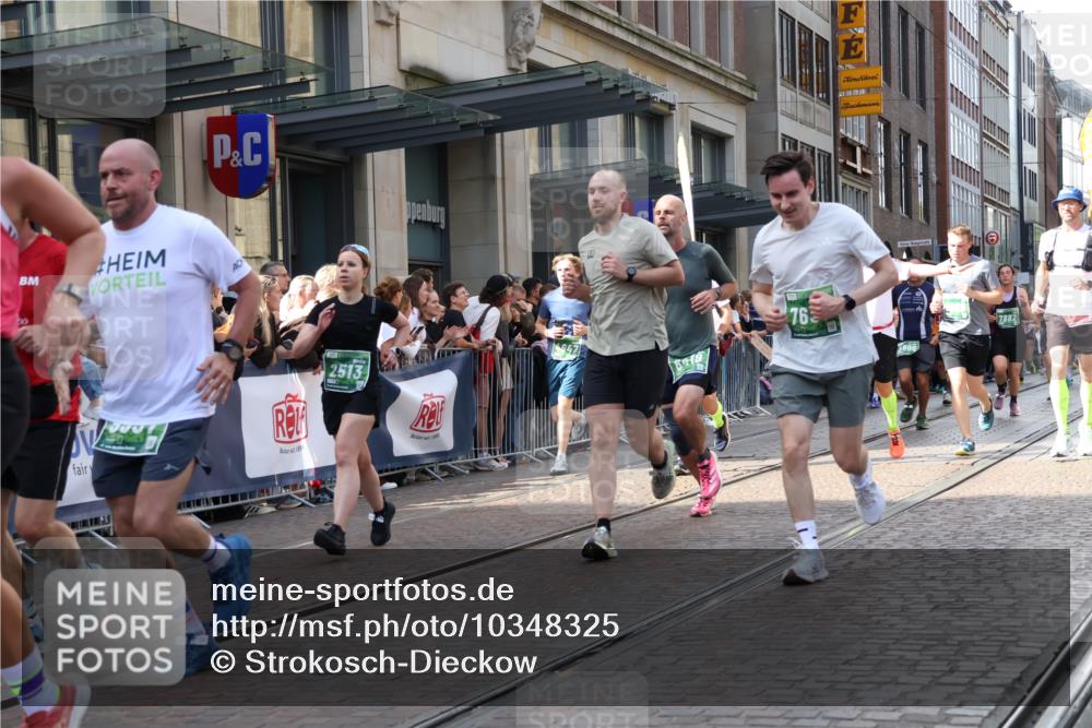 13.09.2026 - 21. swb-Marathon Bremen Strokosch-Dieckow http://msf.ph/oto/10348325 13.09.2026 13:30:47 Ziel 217, 244, 1189, 1398, 1479, 2244, 2513, 2802, 2902, 3360, 3396, 3762, 3800, 4251, 4647, 5600, 5673, 5846, 6307, 6419, 6619, 6732, 7198, 7359, 7637, 7760, 7798, 7812, 7882, 8097, 8382, 8543, 8616, 8726, 9274, 9290, 9337, 9507, 9767, 9937, 9958, 9962, 9969, 9976, 9977, 13152, 13215, 625, 800, 834, 1067, 1533, 1771, 1841, 1926, 1941, 2369, 2452, 2723, 2985, 3163, 3164, 3425, 4058, 4206, 4332, 4342, 4415, 4425, 4748, 4757, 4920, 5506, 5551, 5681, 5802 meine-sportfotos.de